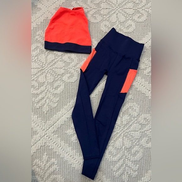 Fabletics Wren SculptKnit Sports Bra and High-Waisted SculptKnit Leggings - Picture 4 of 8